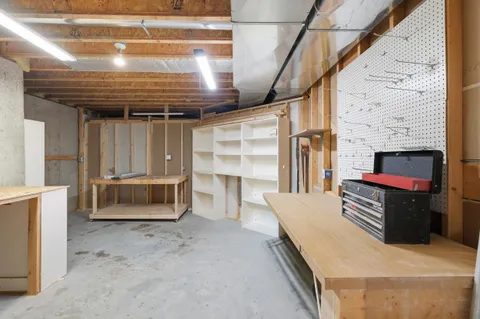 $495,000 | 1609 Oakridge Way, Stoughton, WI 53589