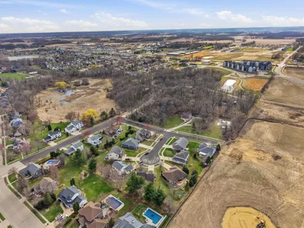 $495,000 | 1609 Oakridge Way, Stoughton, WI 53589