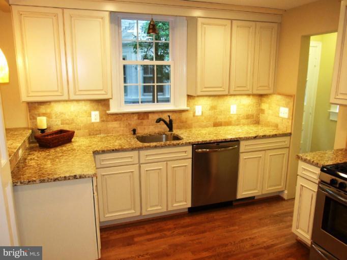 1433 Locust Road Northwest Washington, DC 20012 - Photo 14 of 30 Kitchen