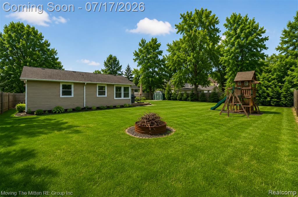 48188 Harris Road Belleville, MI 48111 - Photo 33 of 40
