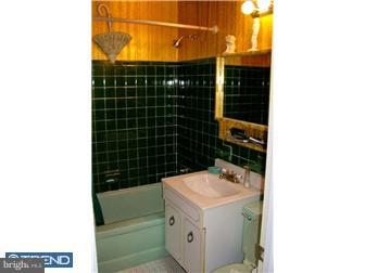 9325 Rising Sun Avenue Philadelphia, PA 19115 - Photo 10 of 10 Bathroom