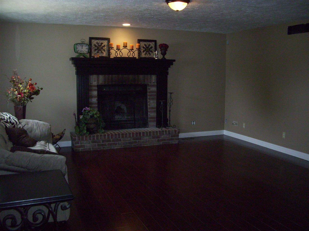 103 Summers Lane Tipton, IN 46072 - Photo 5 of 29 Gallery Image 5