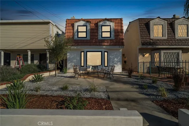 $1,299,999 | 332 Flint Avenue, Long Beach, CA 90814