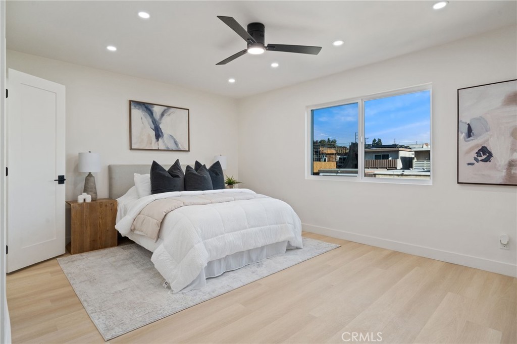 332 Flint Avenue Long Beach, CA 90814 - Photo 12 of 29