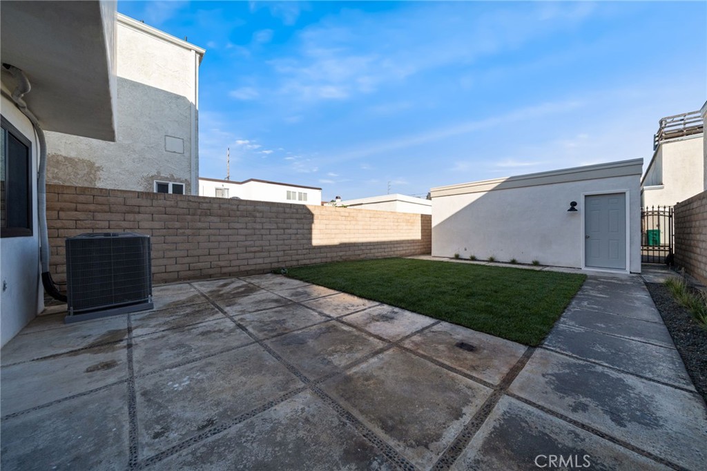 332 Flint Avenue Long Beach, CA 90814 - Photo 27 of 29