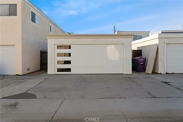 $1,299,999 | 332 Flint Avenue, Long Beach, CA 90814