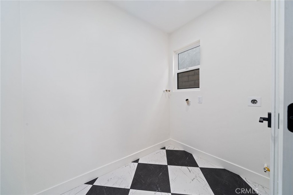 332 Flint Avenue Long Beach, CA 90814 - Photo 9 of 29