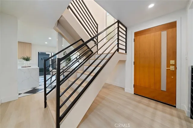 $1,299,999 | 332 Flint Avenue, Long Beach, CA 90814