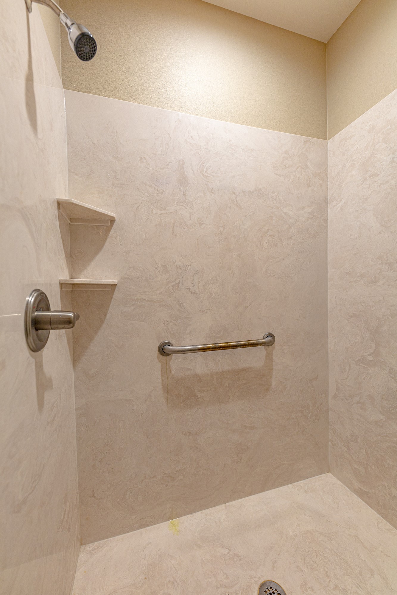 716 L Hrabovsky Road Yoakum, TX 77995 - Photo 12 of 42 a bathroom with a shower