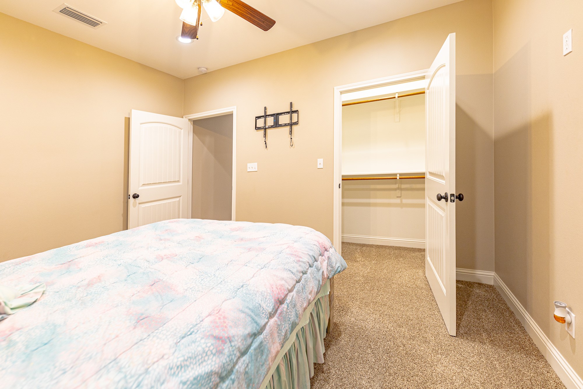 716 L Hrabovsky Road Yoakum, TX 77995 - Photo 19 of 42 a bedroom with a bed and a shower