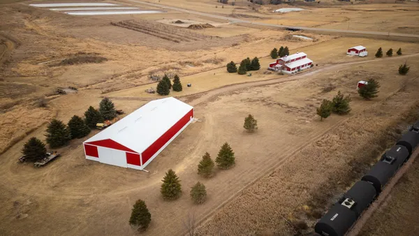 $899,900 | 898 60th Avenue, Beaver Creek, MN 56116