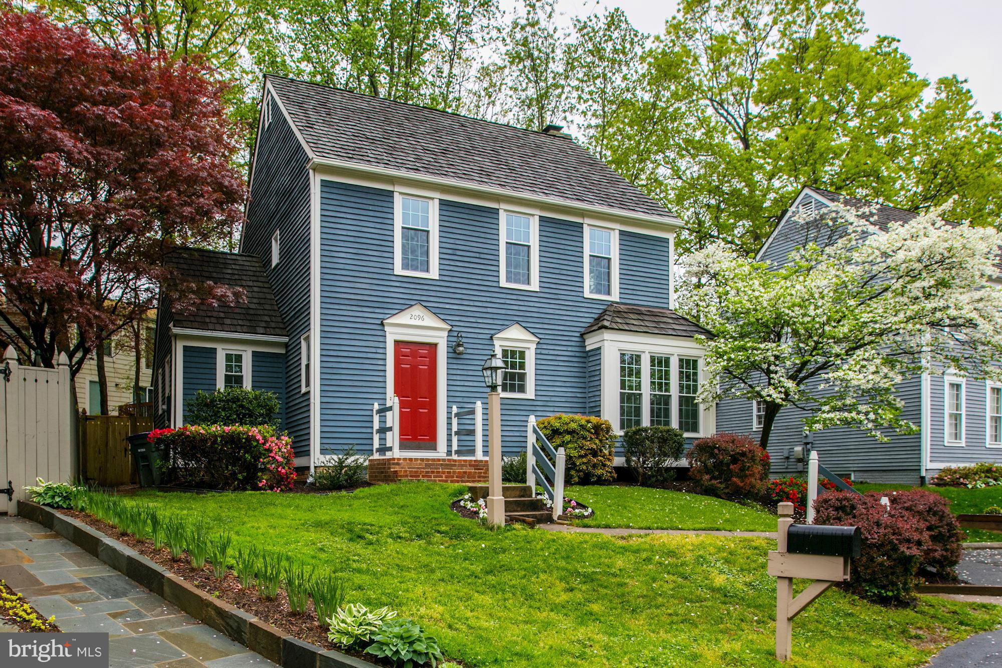 2096 Cobblestone Lane Reston, VA 20191 - Photo 2 of 25 Exterior (Front)