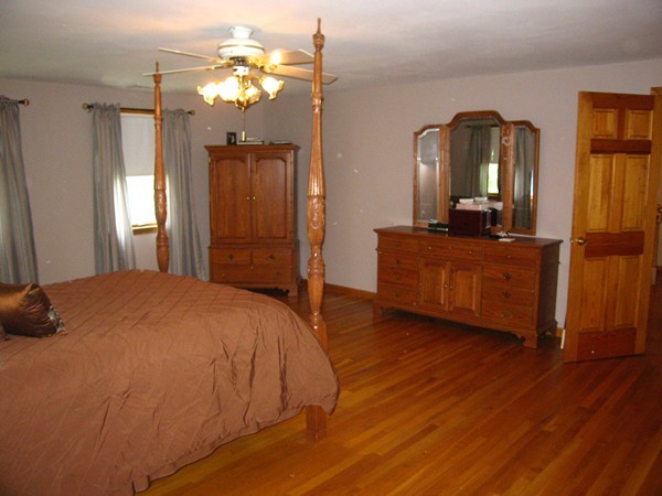 270 Marked Tree Road Holliston, MA 01746 - Photo 19 of 28 Gallery Image 19