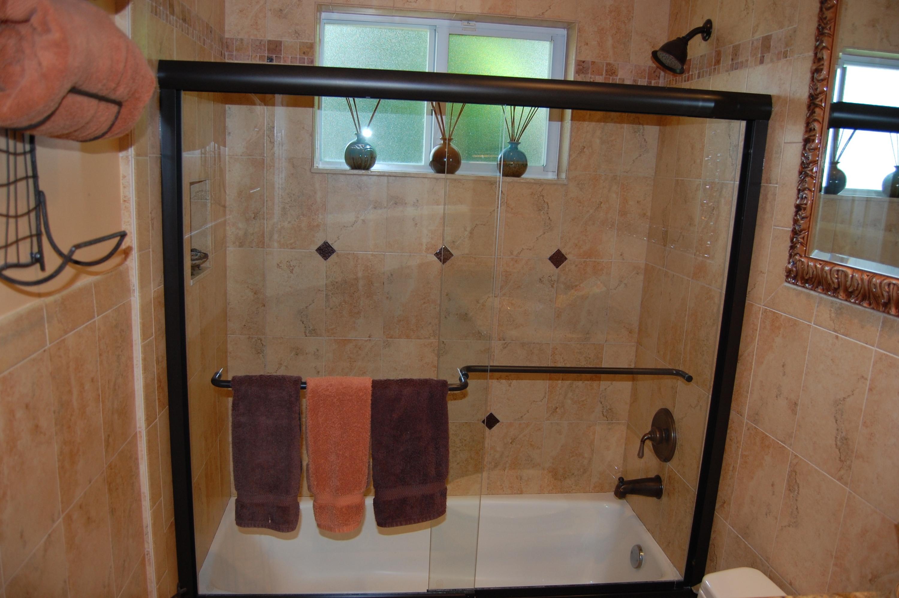 2410 Northwest 30th Road Boca Raton, FL 33431 - Photo 27 of 41 Guest Bath