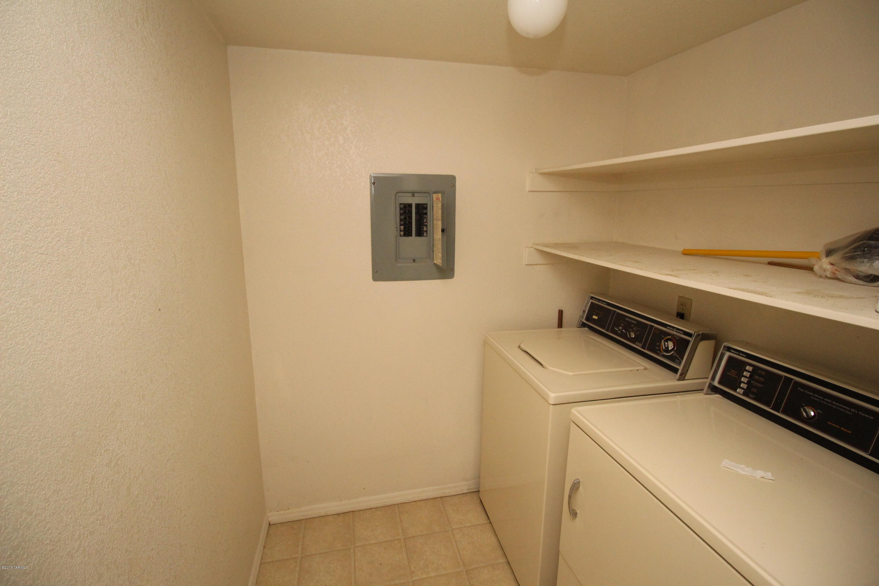 1200 East River Road, Unit F72 Tucson, AZ 85718 - Photo 5 of 12