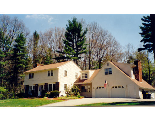 70 Walker Pond Road Sturbridge, MA 01566 - Photo 1 of 1 Gallery Image 1