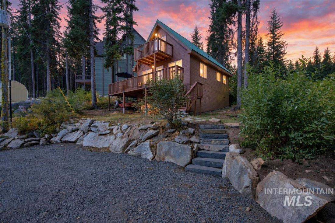 2445 Maverick Road Donnelly, ID 83615 - Photo 1 of 37 Gallery Image 1
