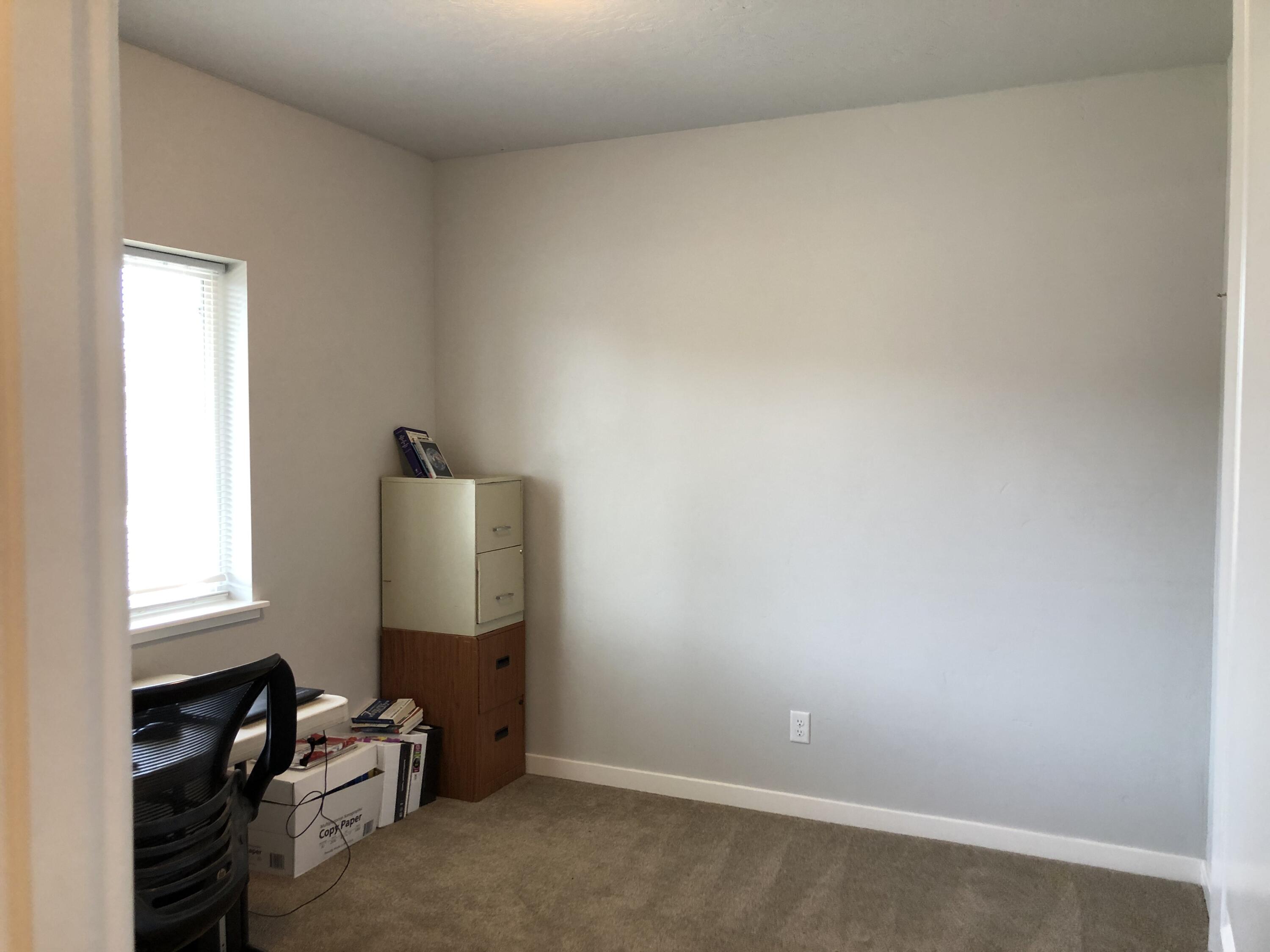 2492 Northeast Colleen Road Prineville, OR 97754 - Photo 15 of 27 169F16CB-0430-4935-B0AE-D10A3998E124