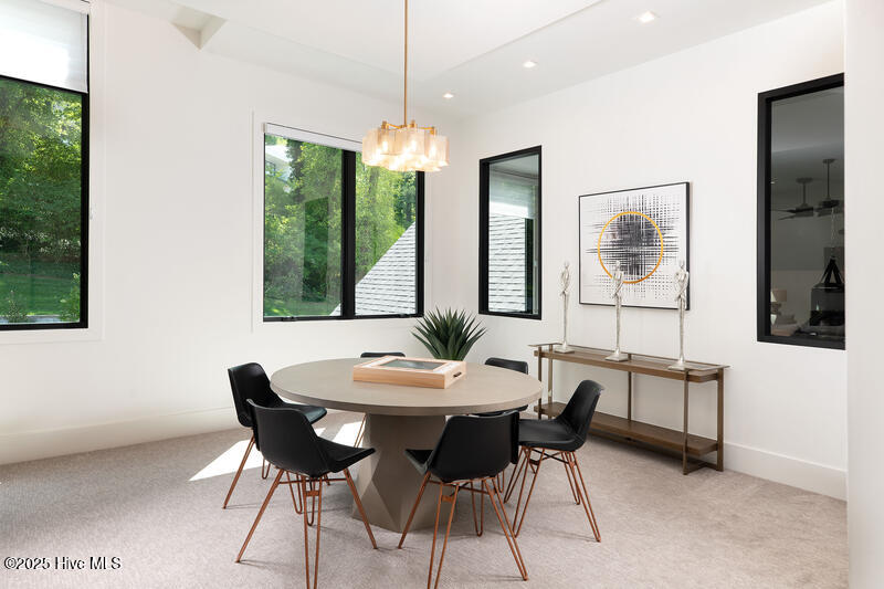 521 Airlie Road, Unit ELLISTON PLAN Wilmington, NC 28403 - Photo 21 of 30 Elliston Dining