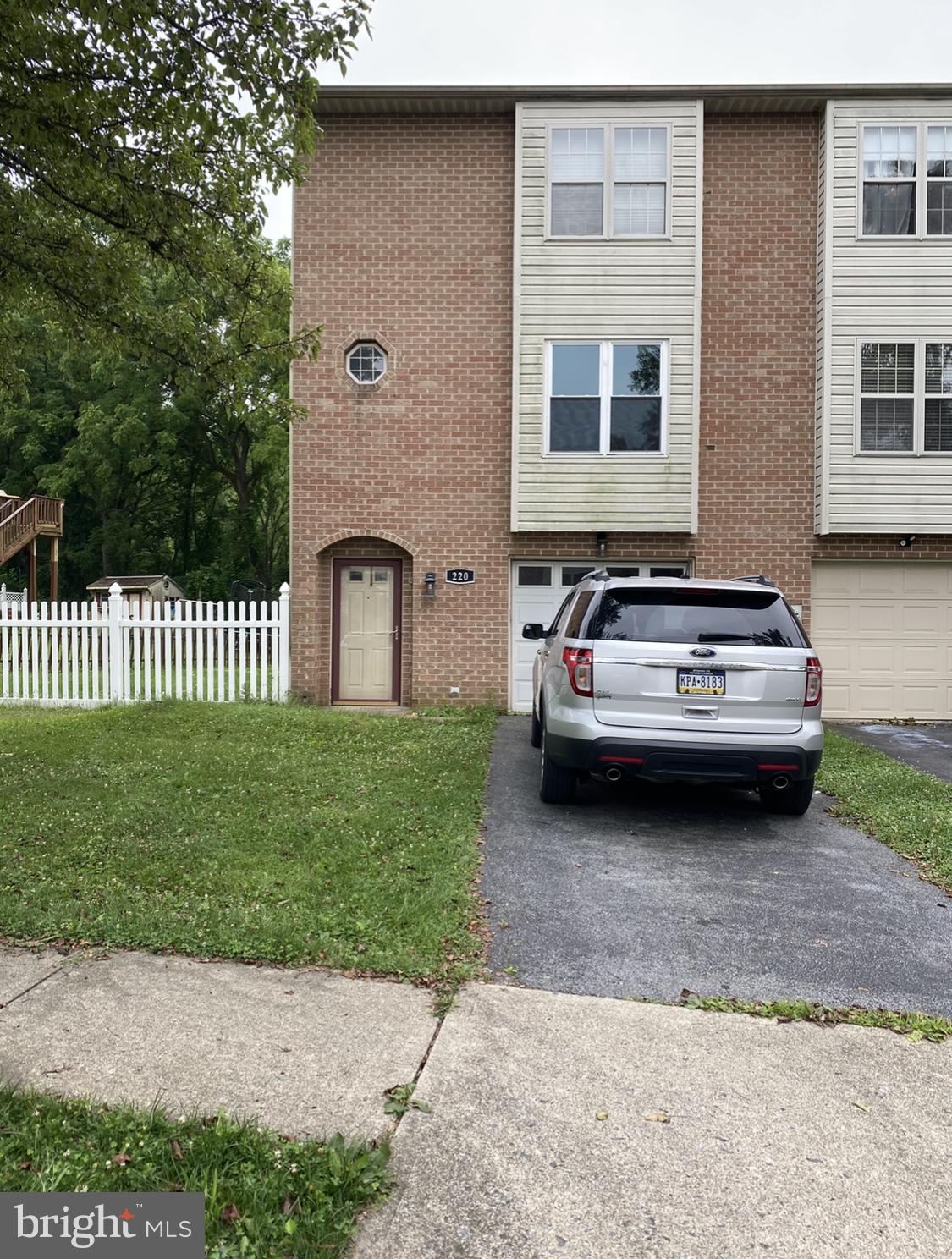 220 Ridgeview Drive Alburtis, PA 18011 - Photo 1 of 4 Gallery Image 1
