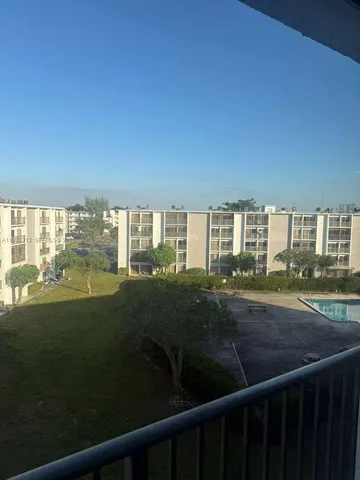 $1,900 | 8700 Sherman Circle North, Unit 503, Miramar, FL 33025