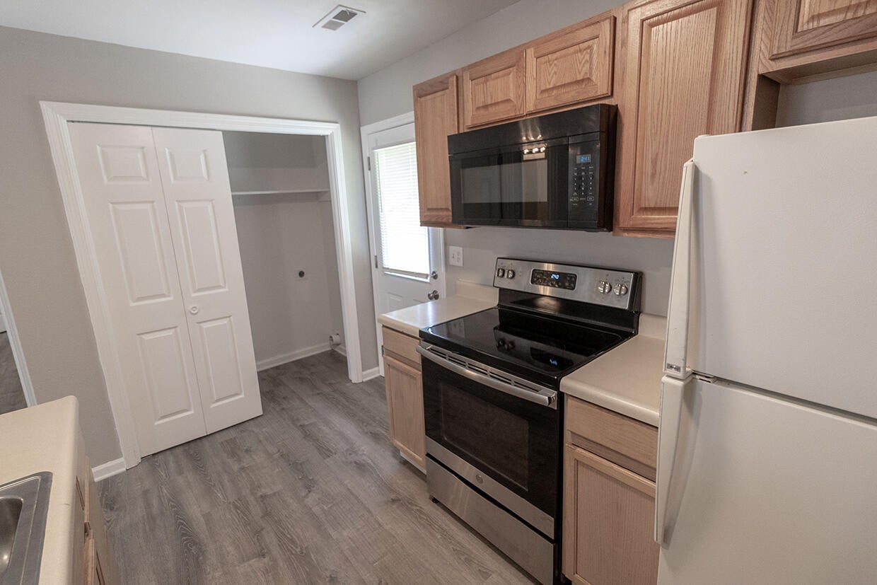 1607 Bold Ruler Court Columbia, MO 65202 - Photo 8 of 28