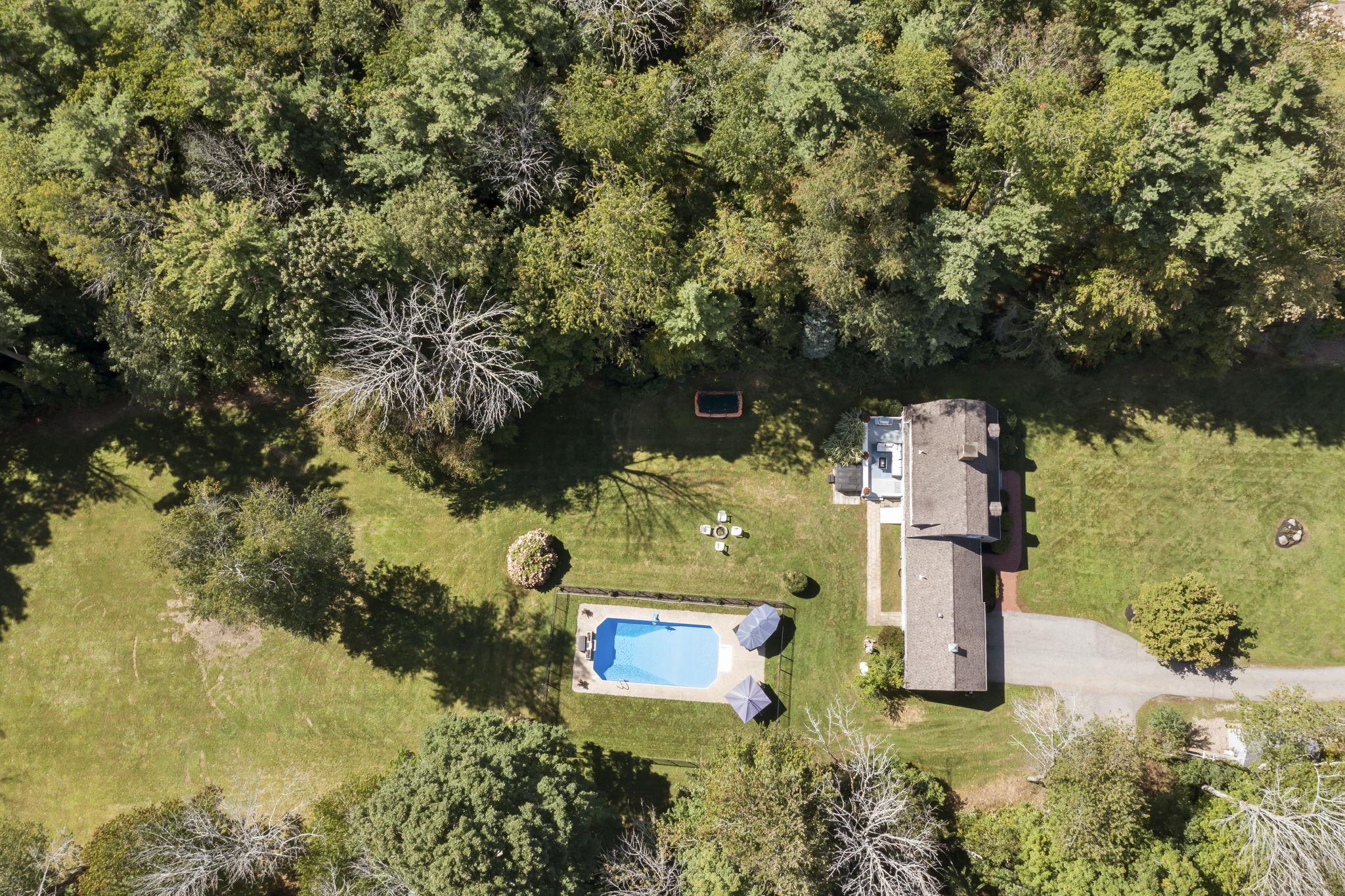 68 Stumpfield Road Kensington, NH 03833 - Photo 6 of 60 Gallery Image 6