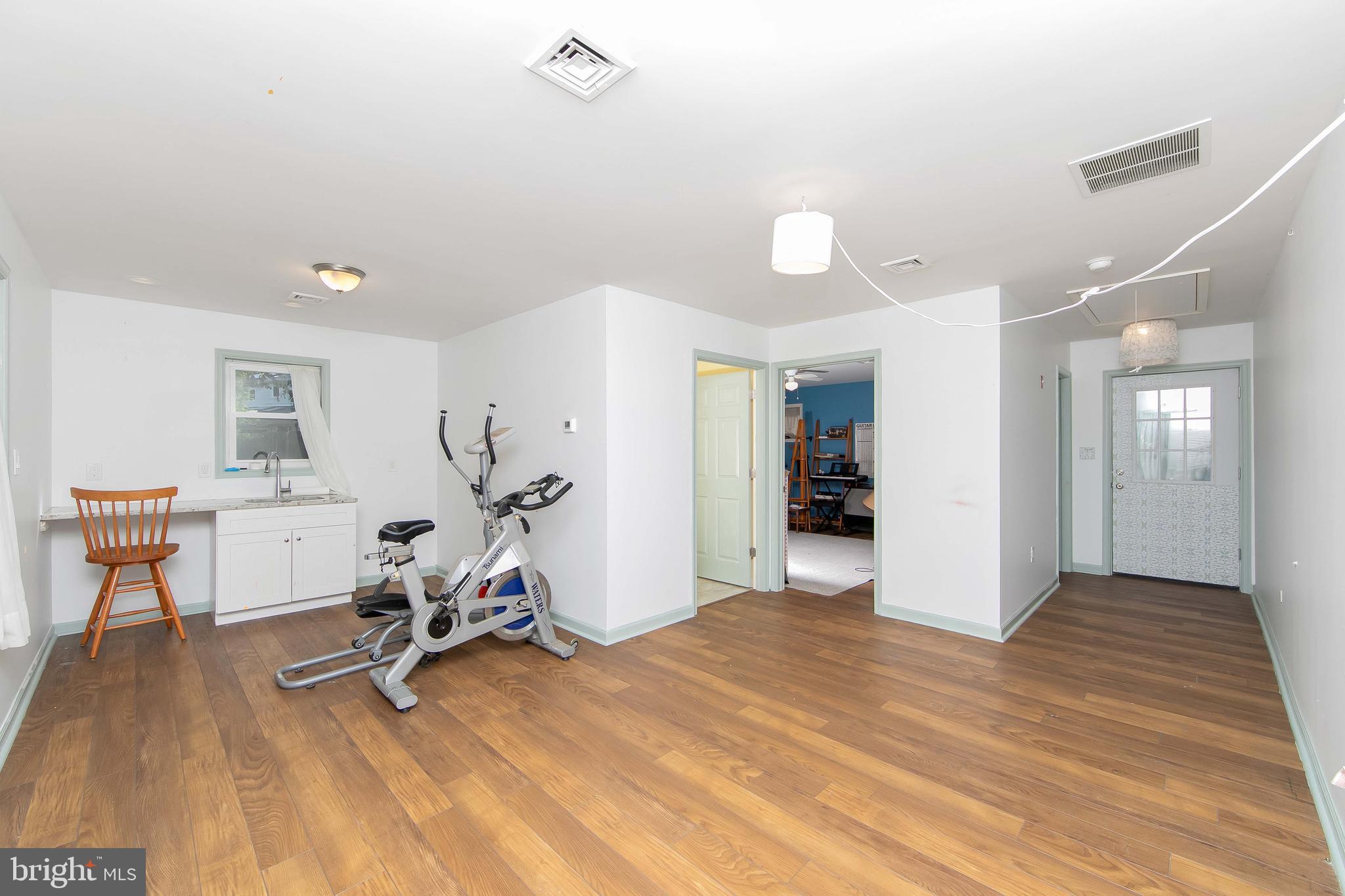 396 Holly Road Marlton, NJ 08053 - Photo 16 of 32 Living Room In 1st Floor Suite