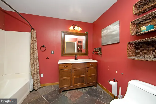 $629,000 | 396 Holly Road, Marlton, NJ 08053