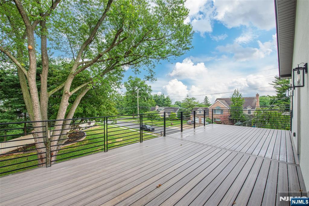 98 Haddenfield Road Clifton, NJ 07013 - Photo 46 of 50