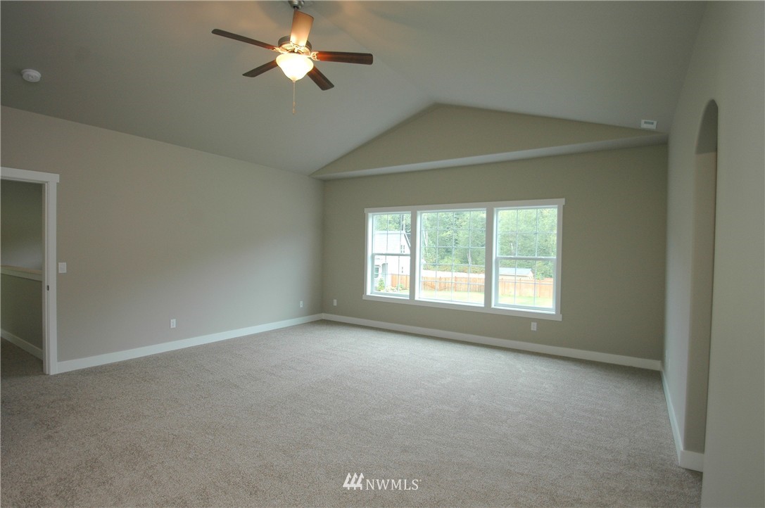 9133 Fox Ridge Lane Southeast Olympia, WA 98513 - Photo 11 of 25 Gallery Image 11
