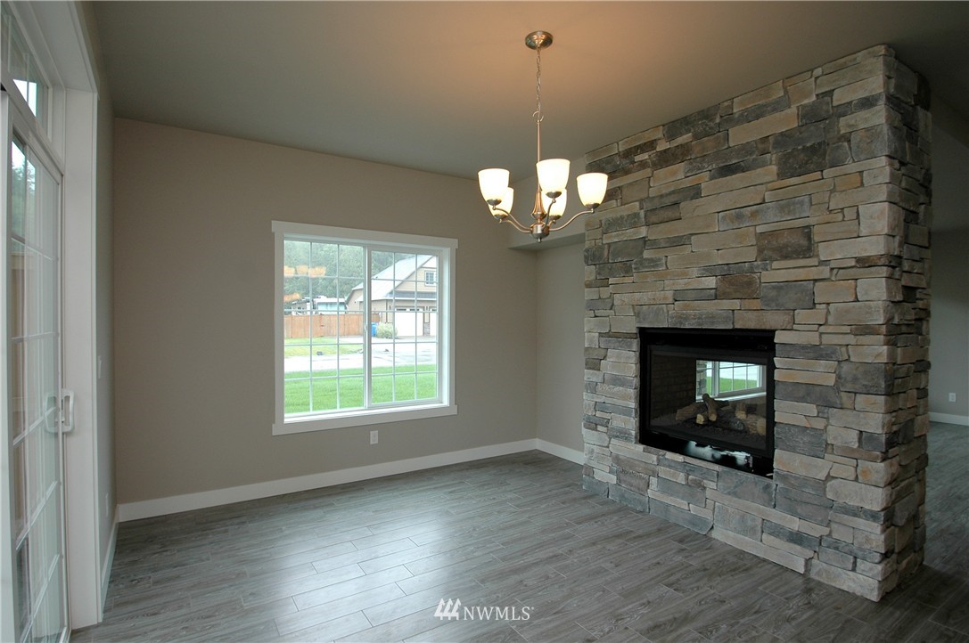 9133 Fox Ridge Lane Southeast Olympia, WA 98513 - Photo 4 of 25 Gallery Image 4