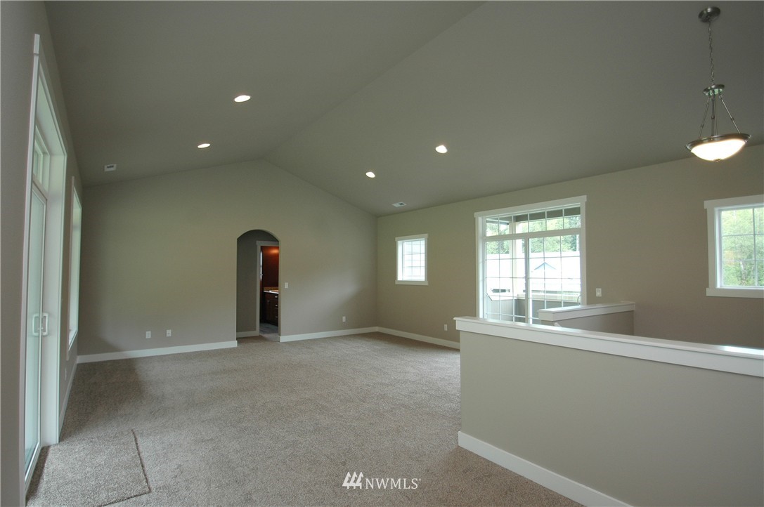 9133 Fox Ridge Lane Southeast Olympia, WA 98513 - Photo 10 of 25 Gallery Image 10