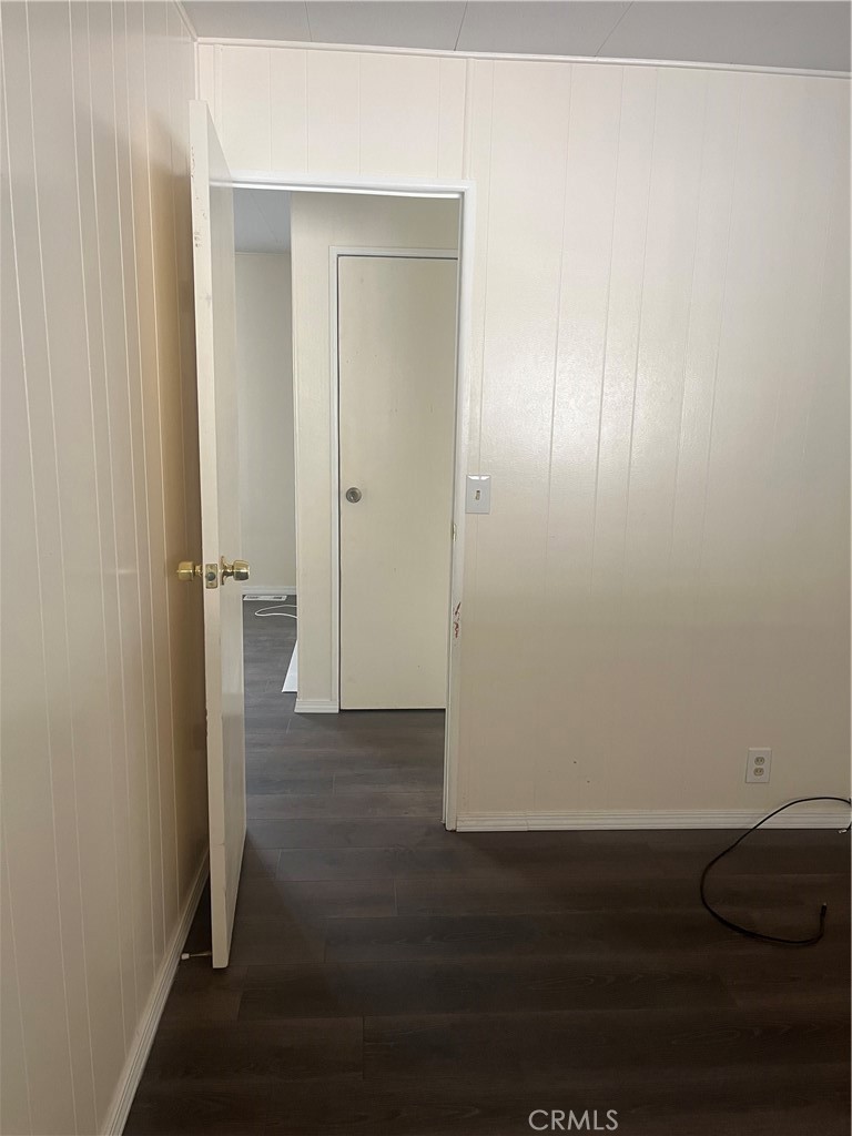 3950 Via Real, Unit 91 Carpinteria, CA 93013 - Photo 7 of 39 wooden floor in an empty room