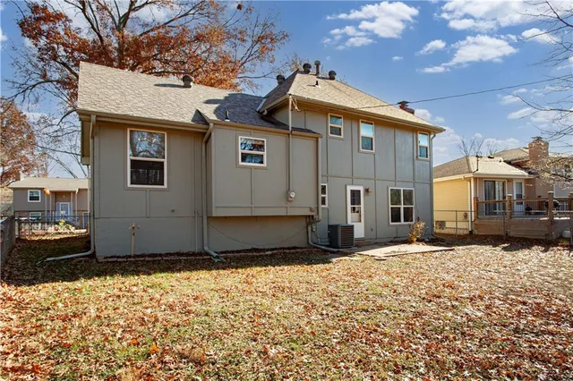 $350,000 | 1631 South Kenwood Street, Olathe, KS 66062