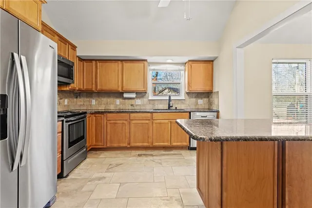 $350,000 | 1631 South Kenwood Street, Olathe, KS 66062