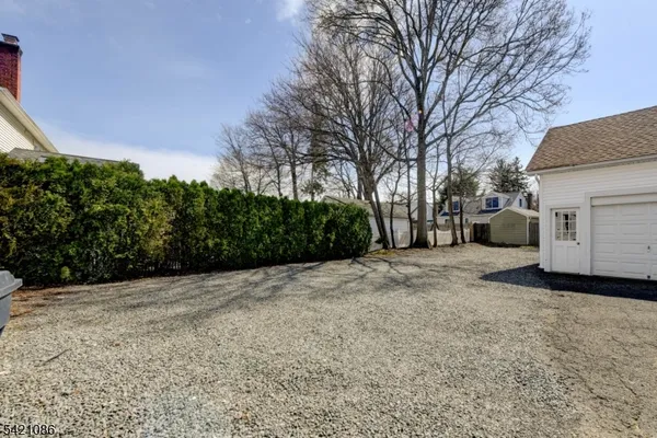 $2,750 | 16 Sherman Avenue, Unit 1, Morris Plains, NJ 07950