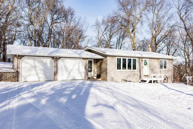 $284,900 | 41888 Bur Oak Hills Loop, Pelican Rapids, MN 56572