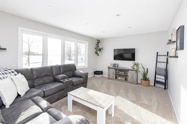 $284,900 | 41888 Bur Oak Hills Loop, Pelican Rapids, MN 56572