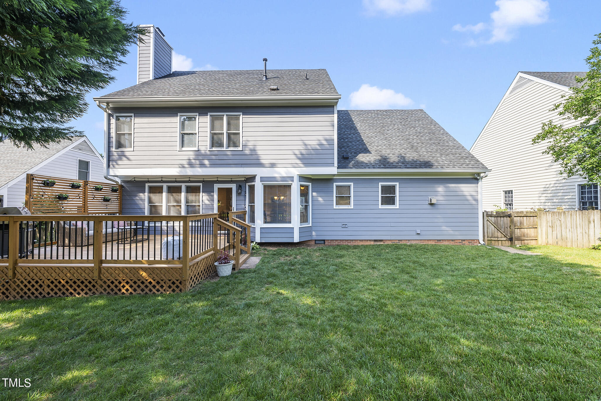 2821 Dahlgreen Road Raleigh, NC 27615 - Photo 28 of 28 a front view of a house with garden