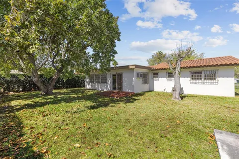 $725,000 | 10262 Southwest 27th Street, Miami, FL 33165