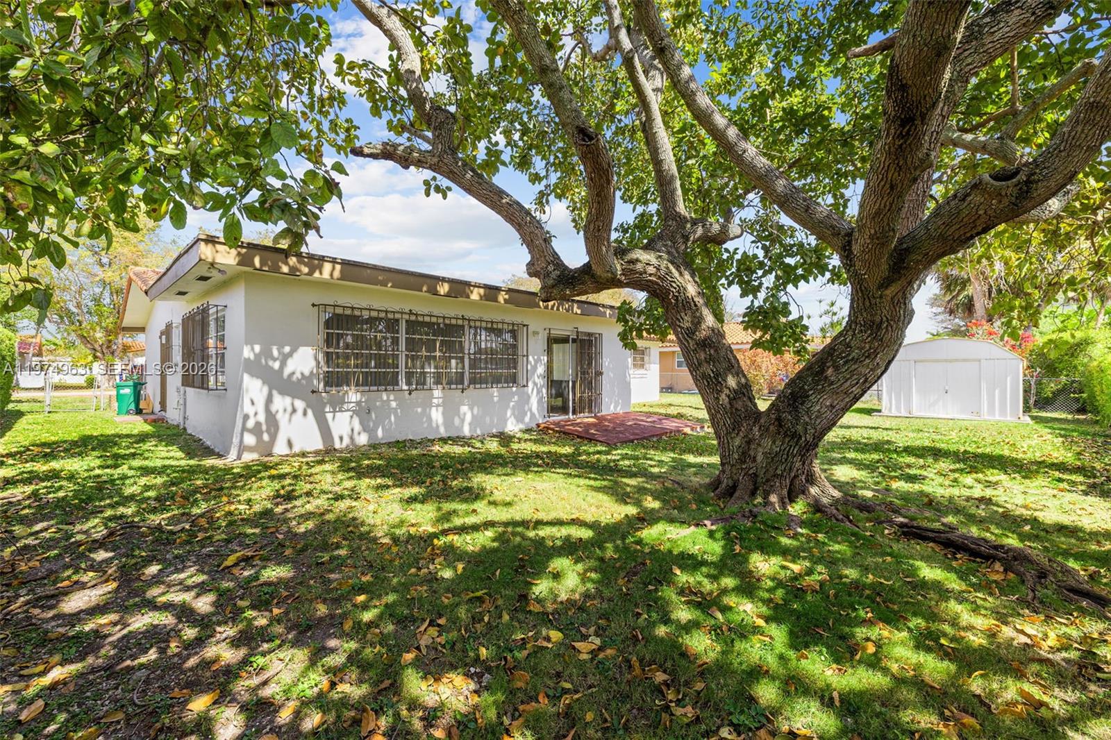 10262 Southwest 27th Street Miami, FL 33165 - Photo 17 of 20