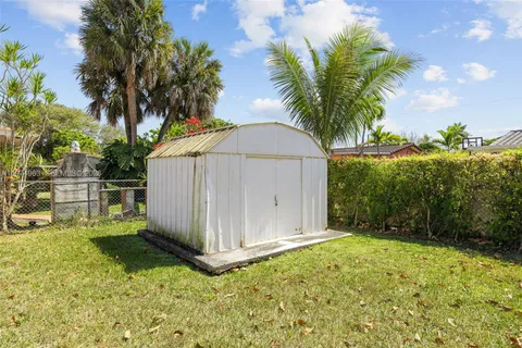 $725,000 | 10262 Southwest 27th Street, Miami, FL 33165