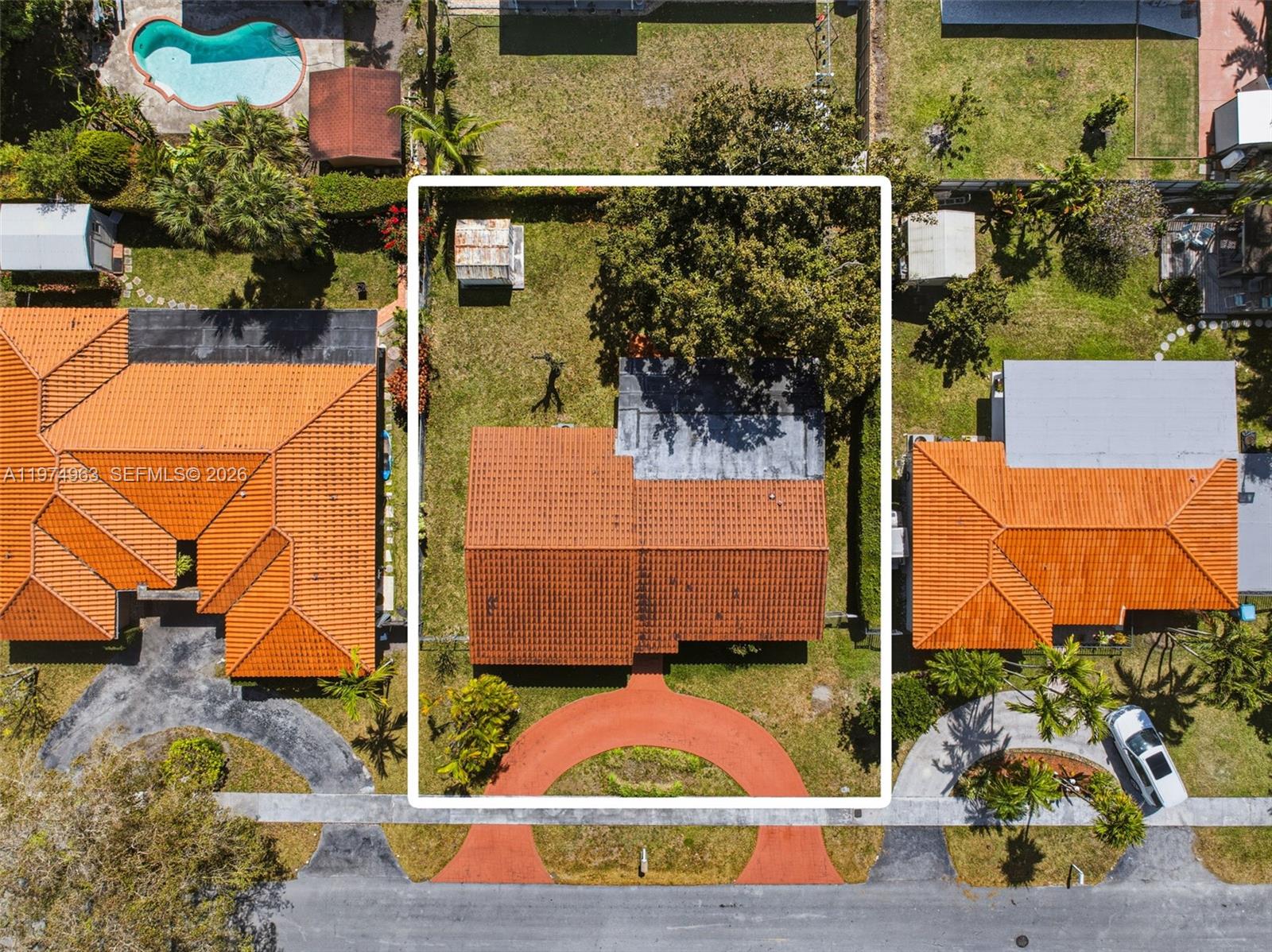 10262 Southwest 27th Street Miami, FL 33165 - Photo 19 of 20