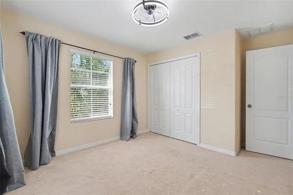 $1,950 | 6246 Timberly Lane, Zephyrhills, FL 33542