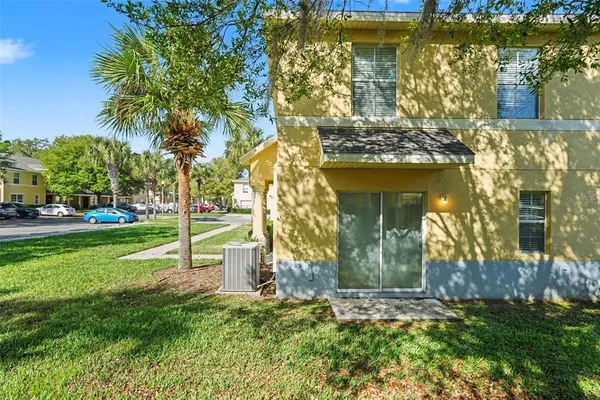 $1,950 | 6246 Timberly Lane, Zephyrhills, FL 33542