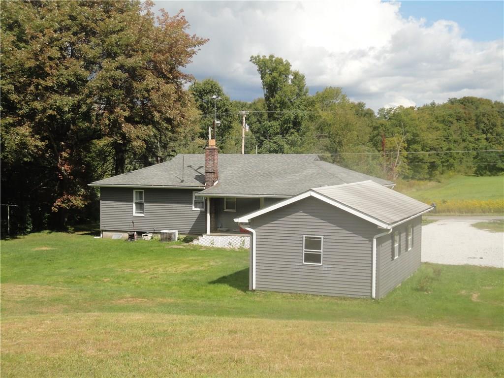 427 Irishtown Road Grove City, PA 16127 - Photo 6 of 14 Gallery Image 6