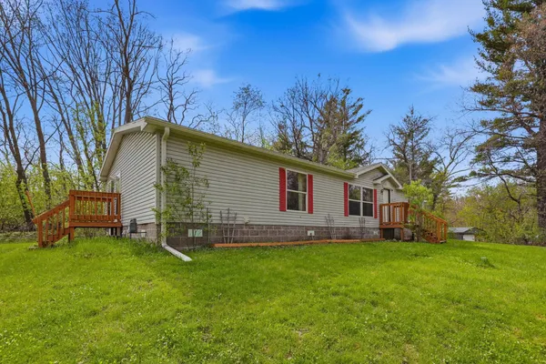 $260,000 | E1775 Garfield Lane, Waupaca, WI 54981
