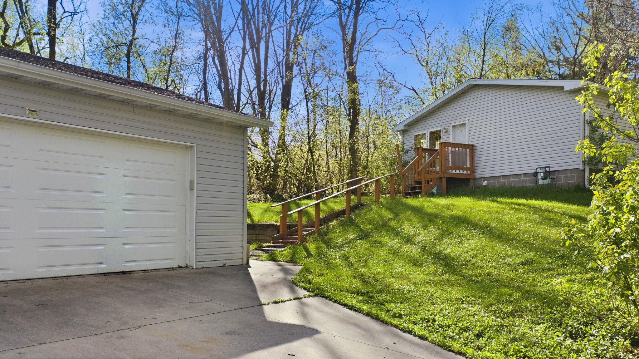 E1775 Garfield Lane Waupaca, WI 54981 - Photo 30 of 69