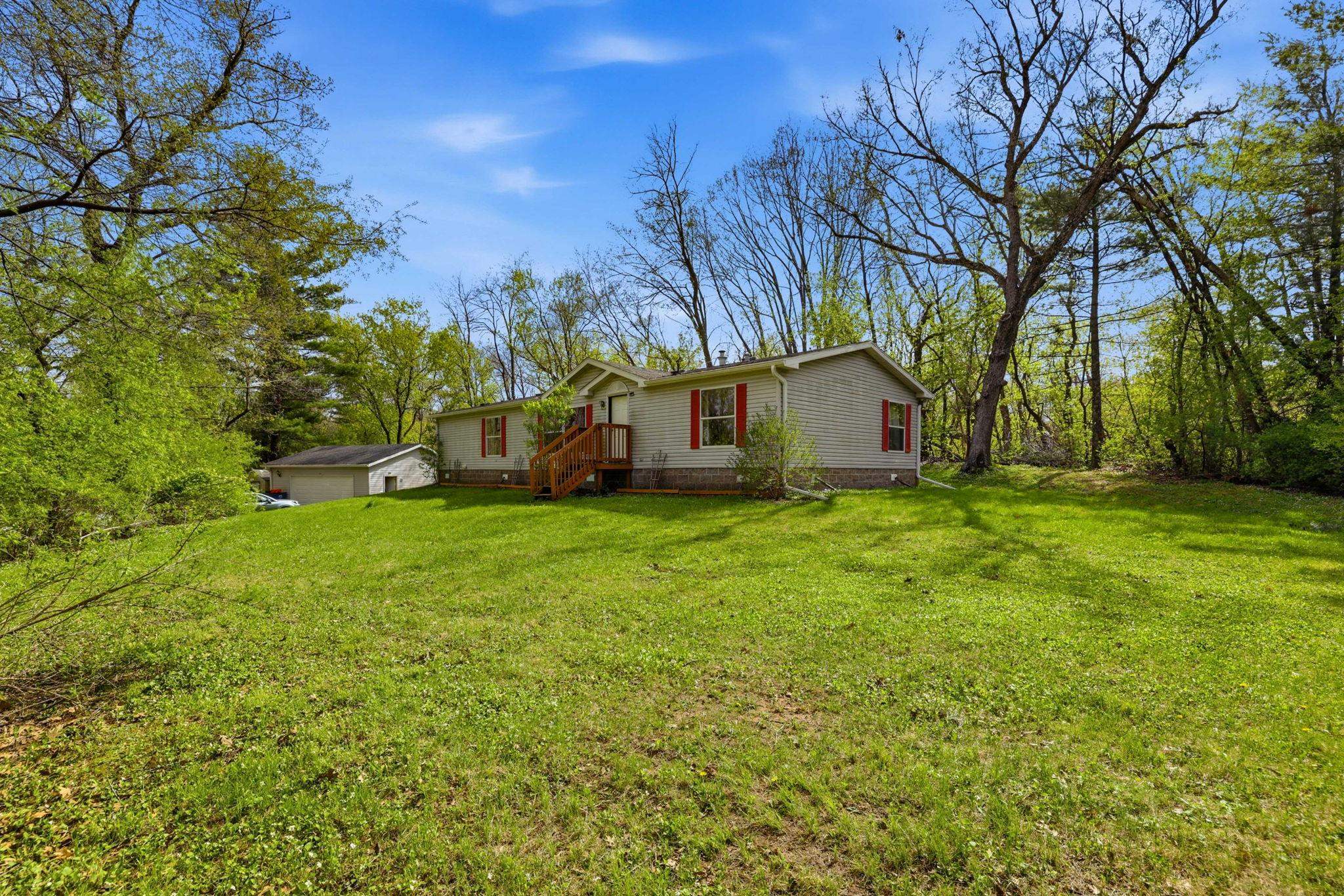 E1775 Garfield Lane Waupaca, WI 54981 - Photo 33 of 69